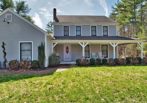 9 Forster Rd, Rochester, MA